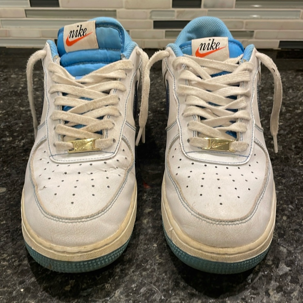 Men’s Nike size 10